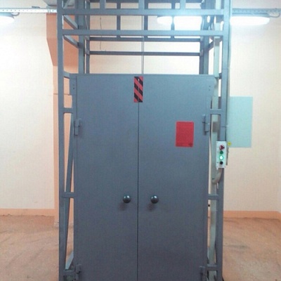 Грузовой подъемник